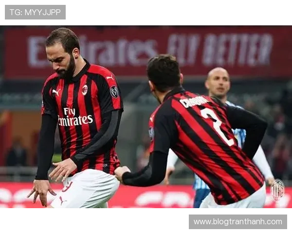 AC米兰优势难兑现:阵容深度与关键战稳定性面临考验 AC米兰优势难兑现:阵容深度与关键战稳定性面临考验