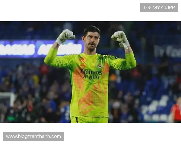 库尔图瓦：大场面连续神扑如何铸就终极门将代表