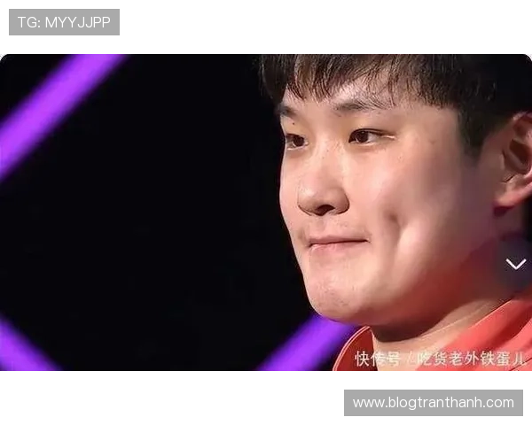 张本智和居然真有时间嗑零食？训练后那架势像个普通吃货！