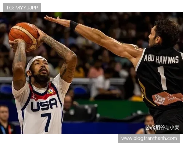 英格拉姆无球跑位拉开空间 提升球队三分效率明显